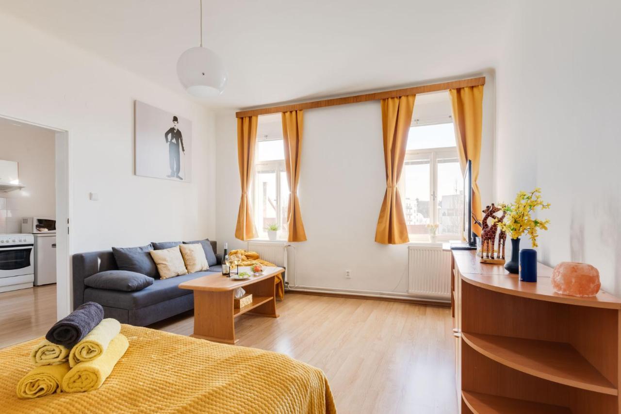 Apartamento Sunshine Near The Center Praga